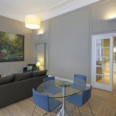 Aparthotel Liege アパートホテル リエージュ